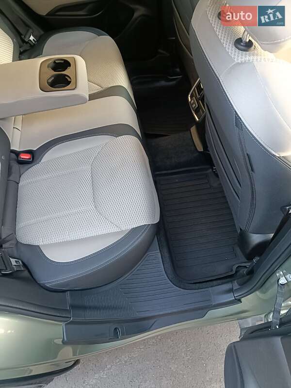 Внедорожник / Кроссовер Subaru Forester 2020 в Киеве