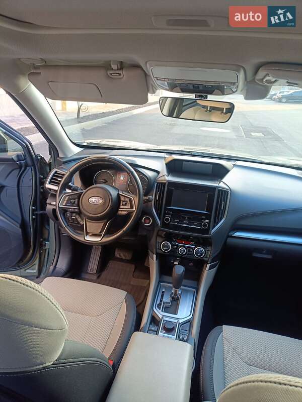 Внедорожник / Кроссовер Subaru Forester 2020 в Киеве