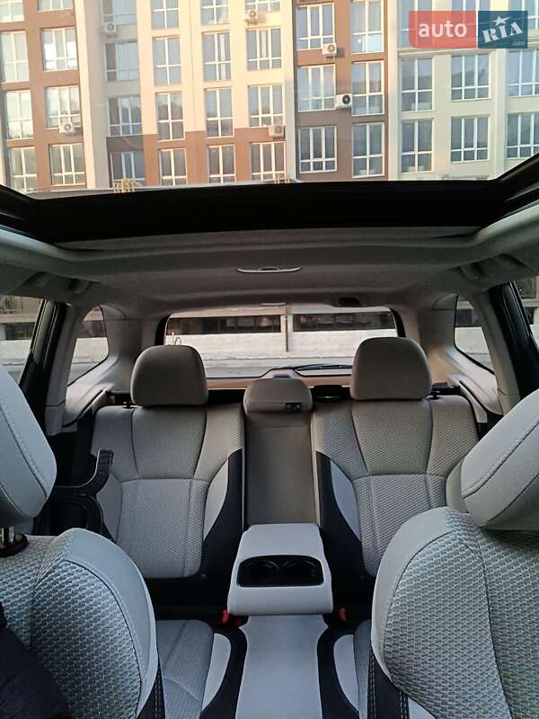 Внедорожник / Кроссовер Subaru Forester 2020 в Киеве