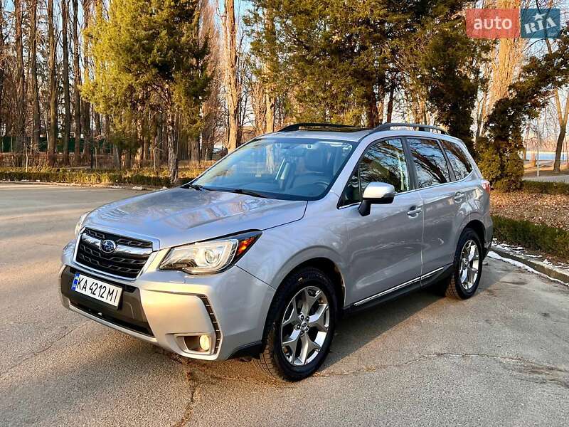 Внедорожник / Кроссовер Subaru Forester 2016 в 