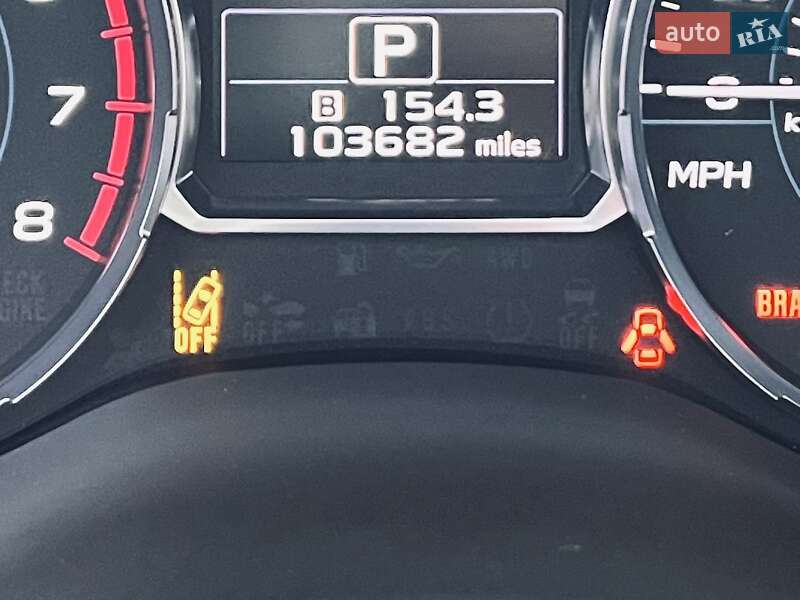 Позашляховик / Кросовер Subaru Forester 2016 в Києві