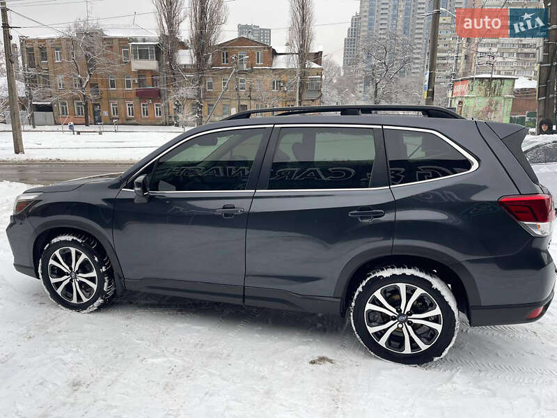 Внедорожник / Кроссовер Subaru Forester 2019 в Днепре