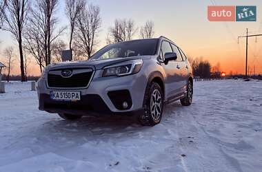 Внедорожник / Кроссовер Subaru Forester 2019 в Киеве