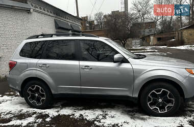 Позашляховик / Кросовер Subaru Forester 2012 в Києві