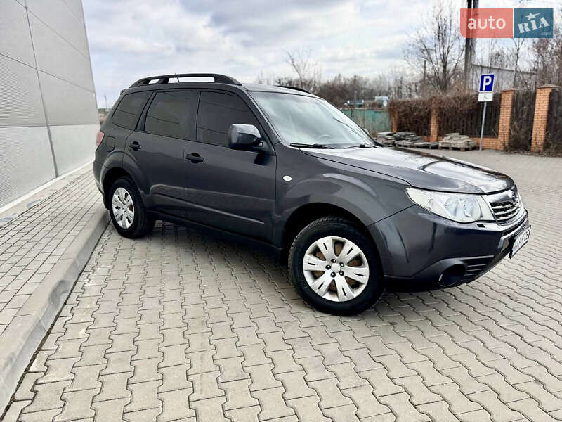 Позашляховик / Кросовер Subaru Forester 2008 в Києві