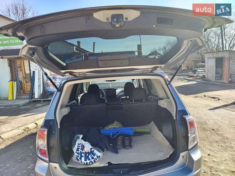 Позашляховик / Кросовер Subaru Forester 2008 в Львові