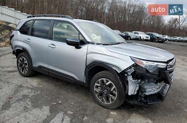 Позашляховик / Кросовер Subaru Forester 2025 в Новояворівську