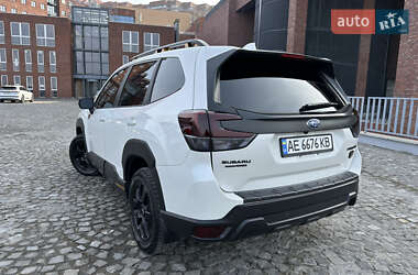 Внедорожник / Кроссовер Subaru Forester 2022 в 