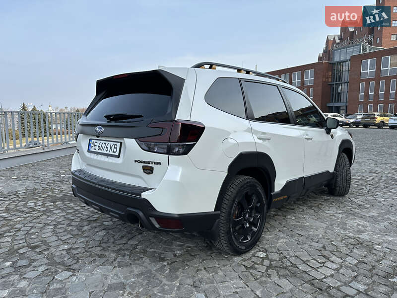Позашляховик / Кросовер Subaru Forester 2022 в Дніпрі