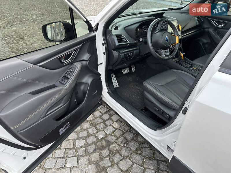 Позашляховик / Кросовер Subaru Forester 2022 в Дніпрі