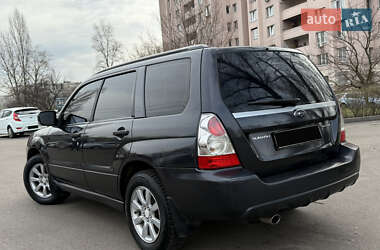 Позашляховик / Кросовер Subaru Forester 2007 в Києві