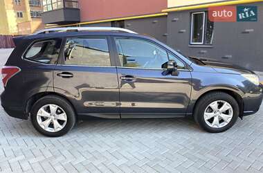Внедорожник / Кроссовер Subaru Forester 2014 в 