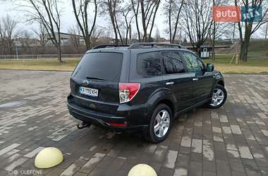 Внедорожник / Кроссовер Subaru Forester 2008 в 