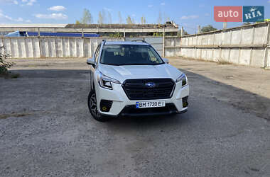 Внедорожник / Кроссовер Subaru Forester 2022 в 