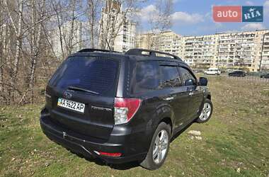 Внедорожник / Кроссовер Subaru Forester 2010 в 