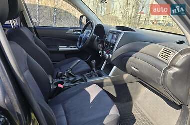 Внедорожник / Кроссовер Subaru Forester 2010 в 