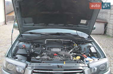 Внедорожник / Кроссовер Subaru Forester 2006 в 