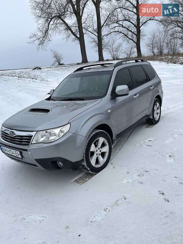 Внедорожник / Кроссовер Subaru Forester 2009 в Ромнах