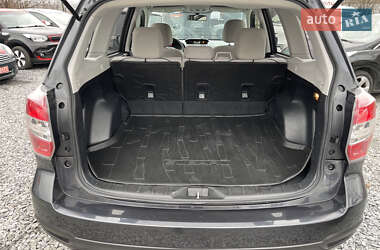 Внедорожник / Кроссовер Subaru Forester 2016 в 