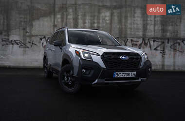 Позашляховик / Кросовер Subaru Forester 2023 в 