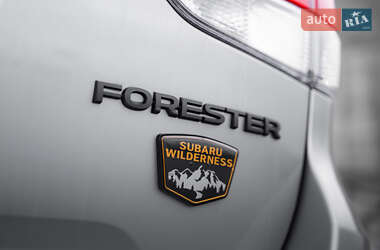 Позашляховик / Кросовер Subaru Forester 2023 в 