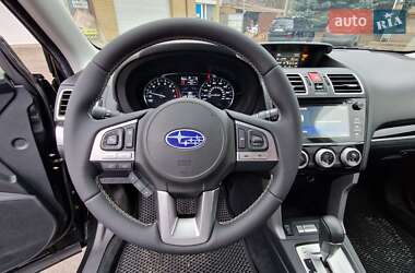 Внедорожник / Кроссовер Subaru Forester 2016 в 