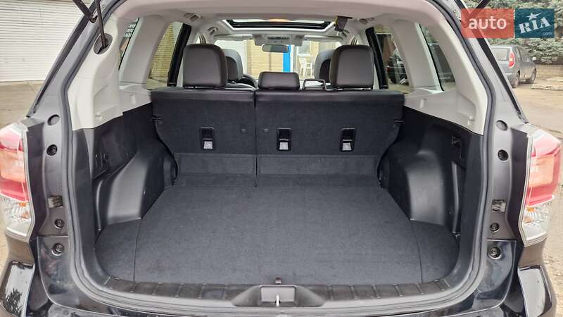 Позашляховик / Кросовер Subaru Forester 2016 в Дніпрі