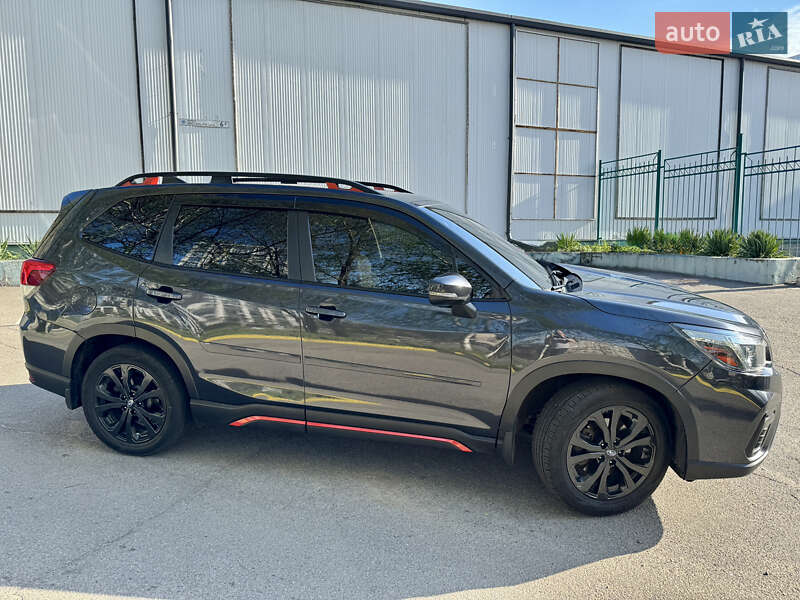 Внедорожник / Кроссовер Subaru Forester 2019 в 