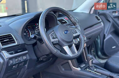 Внедорожник / Кроссовер Subaru Forester 2017 в 