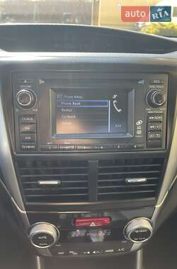 Позашляховик / Кросовер Subaru Forester 2011 в 