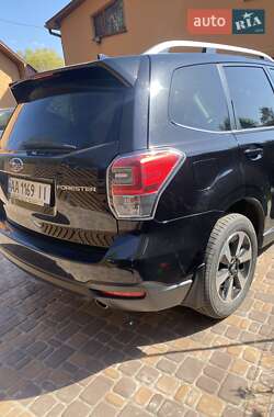 Позашляховик / Кросовер Subaru Forester 2018 в 
