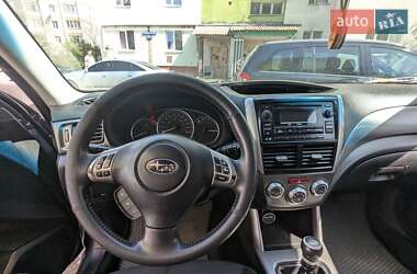 Позашляховик / Кросовер Subaru Forester 2011 в 