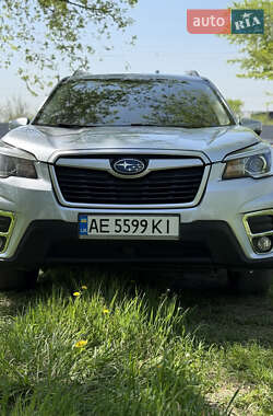 Внедорожник / Кроссовер Subaru Forester 2018 в 