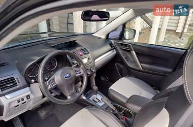 Внедорожник / Кроссовер Subaru Forester 2014 в 