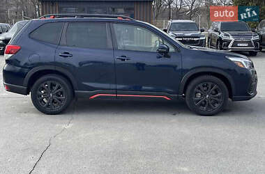Позашляховик / Кросовер Subaru Forester 2020 в 