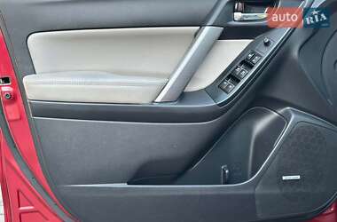 Позашляховик / Кросовер Subaru Forester 2018 в 