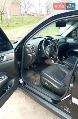 Внедорожник / Кроссовер Subaru Forester 2010 в 