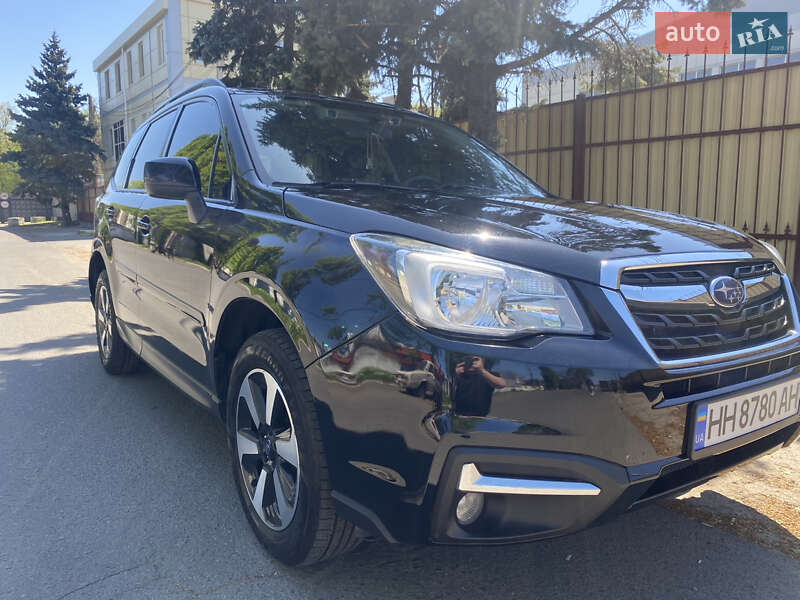 Внедорожник / Кроссовер Subaru Forester 2017 в 