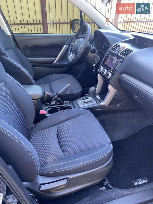 Внедорожник / Кроссовер Subaru Forester 2017 в Одессе