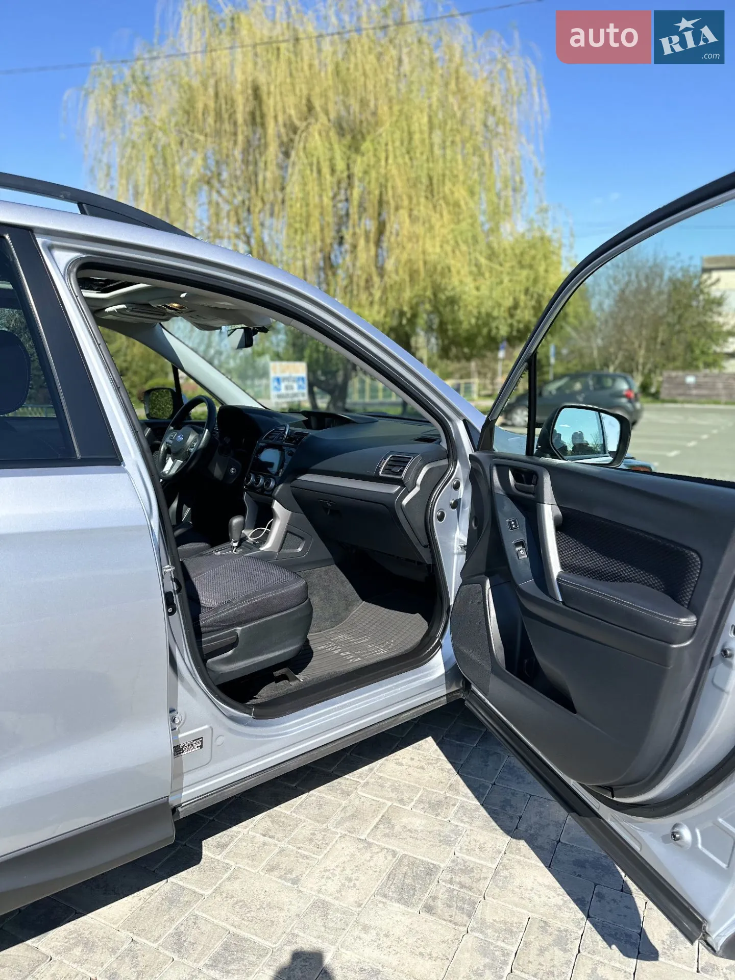 2017 Subaru Forester - мініатюра 10
