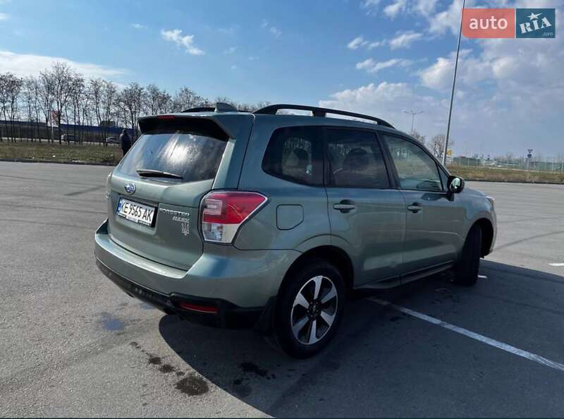 Внедорожник / Кроссовер Subaru Forester 2016 в Днепре