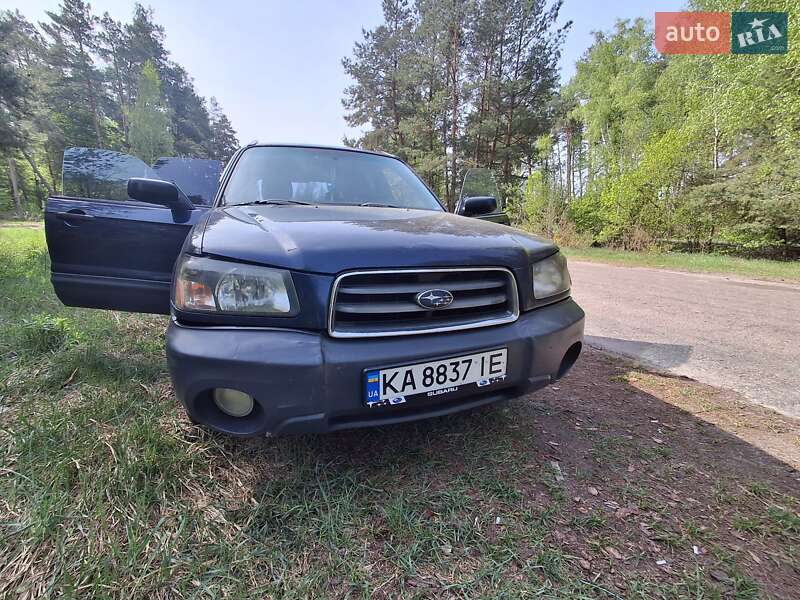 Внедорожник / Кроссовер Subaru Forester 2004 в 