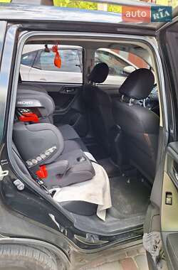 Внедорожник / Кроссовер Subaru Forester 2013 в 