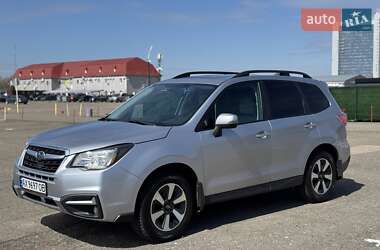 Внедорожник / Кроссовер Subaru Forester 2017 в 