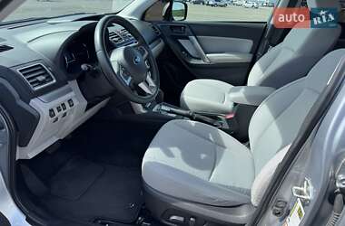 Внедорожник / Кроссовер Subaru Forester 2017 в 