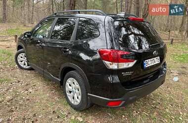 Внедорожник / Кроссовер Subaru Forester 2019 в 