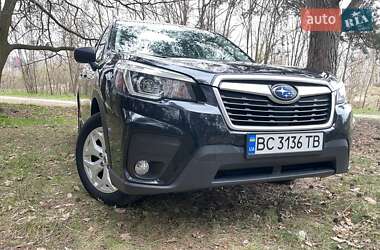 Внедорожник / Кроссовер Subaru Forester 2019 в 