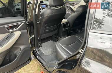 Внедорожник / Кроссовер Subaru Forester 2019 в 
