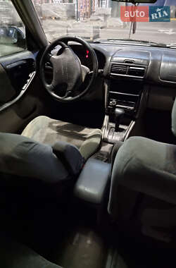Внедорожник / Кроссовер Subaru Forester 1997 в 