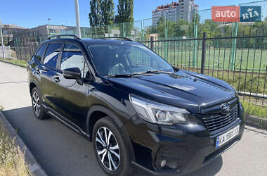 Внедорожник / Кроссовер Subaru Forester 2018 в 